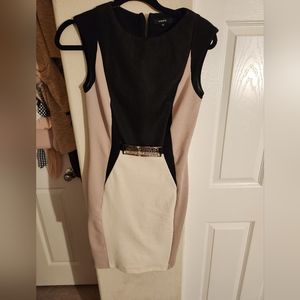 Formal sleeveless dress. Brand: Madame Size: M. Black, tan, beige